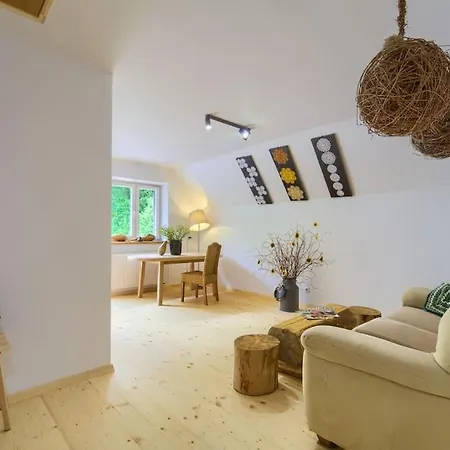 빌라 Chabrowo Retreat - Dom 220m2 Nad Jeziorem Klimkowka, Beskid Niski *